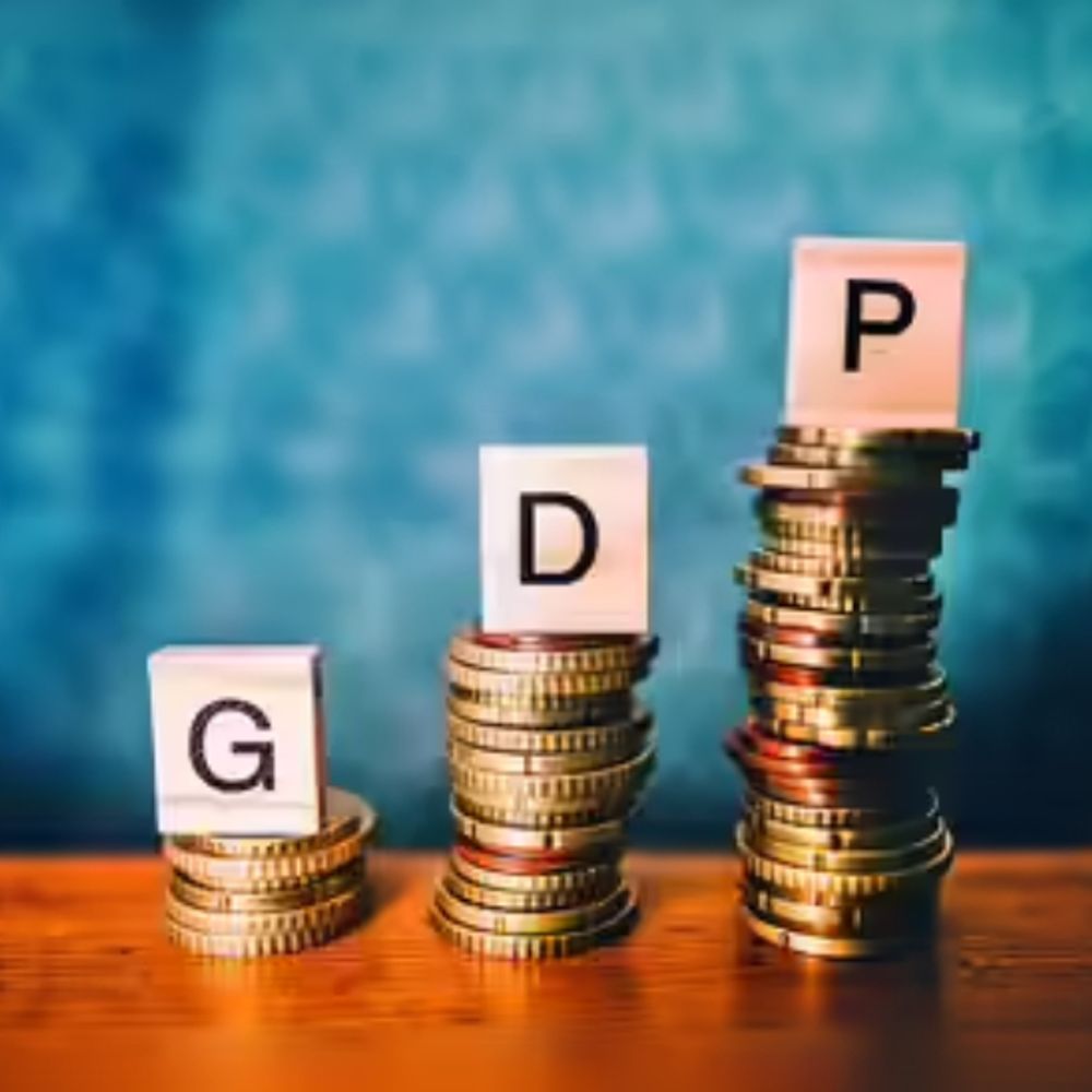 आज शाम 4 बजे आएंगे GDP के आंकड़े:अब 2011 के बजाय 2022 से नपेगी इकोनॉमी की सेहत; नौकरों, ड्राइवरों का डेटा भी जुड़ेगा