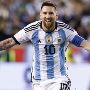 मेसी का खुलासा- स्पेन से खेलने का ऑफर ठुकराया:अंग्रेजी न सीख पाने का आज भी मलाल, बोले- भाषा की कमी से कई बड़े लोगों से खुलकर बात नहीं कर सका