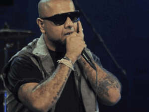 विशाल ददलानी ने धुरंधर 2 पर कसा तंज:नोटबंदी वाले सीन पर सवाल उठाए; बोले- फिल्म सिर्फ मनोरंजन के लिए, फैक्ट्स अलग हैं