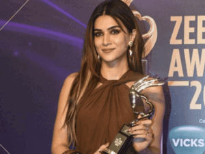 कृति को क्रिटिसाइज करने वाली रील यामी ने लाइक की:आलोचना होने पर दी सफाई, कहा- जानबूझकर नहीं किया, गलती हुई