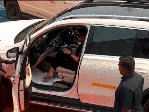 सलमान खान की नई फिल्म ईद 2027 पर रिलीज होगी:एक्टर ने 'SVC63' के मुहूर्त की झलक शेयर की, वीडियो में नयनतारा भी दिखीं