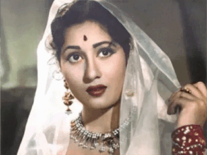 मधुबाला की बायोपिक में धुरंधर फेम एक्ट्रेस की चर्चा:दावा- लीड रोल में सारा अर्जुन नजर आ सकती हैं, आधिकारिक घोषणा बाकी