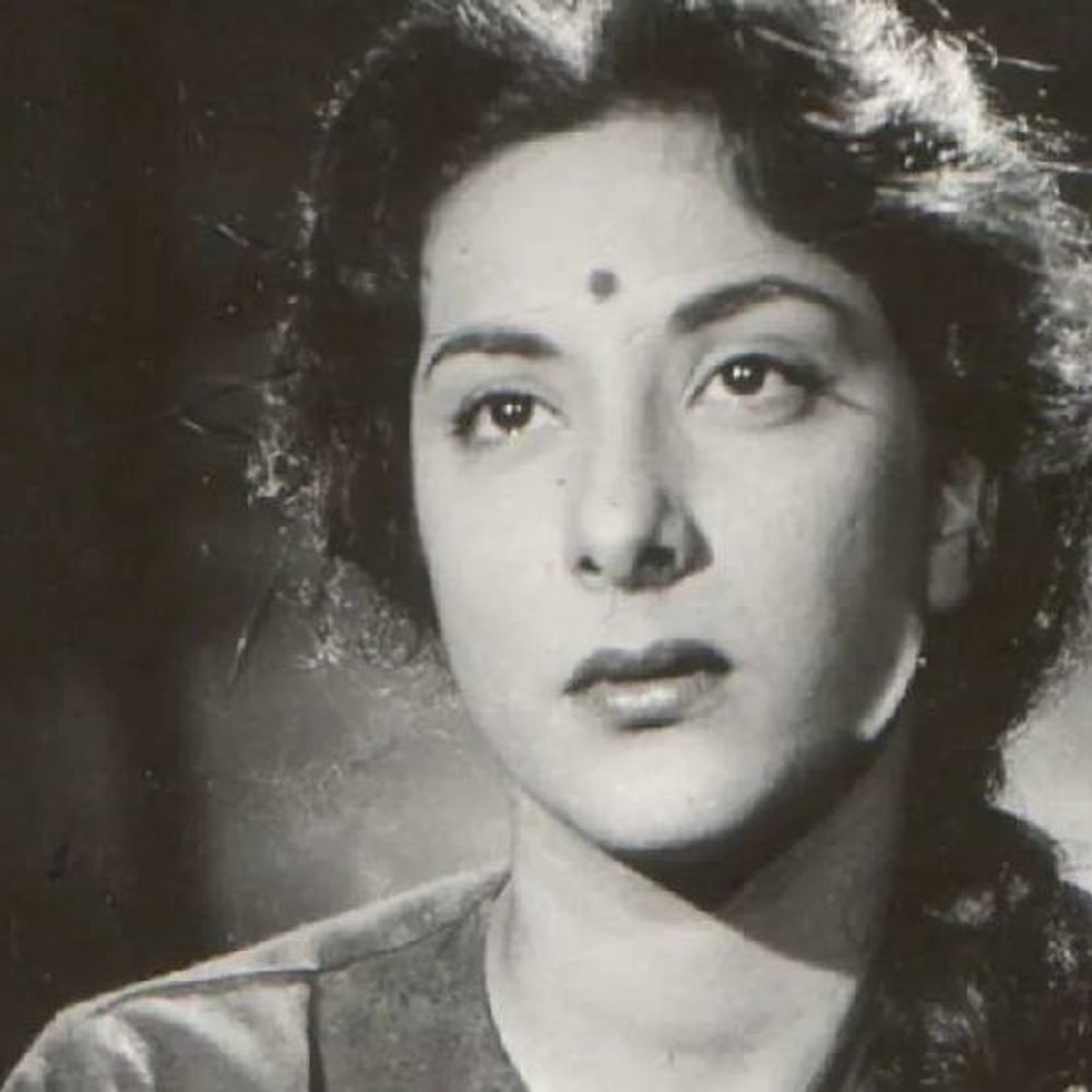 महबूब खान ने बदला नाम और फातिमा बन गईं नरगिस:नरगिस की 97वीं जयंती पर जानते हैं उनकी जिंदगी से जुड़े रोमांचक किस्से