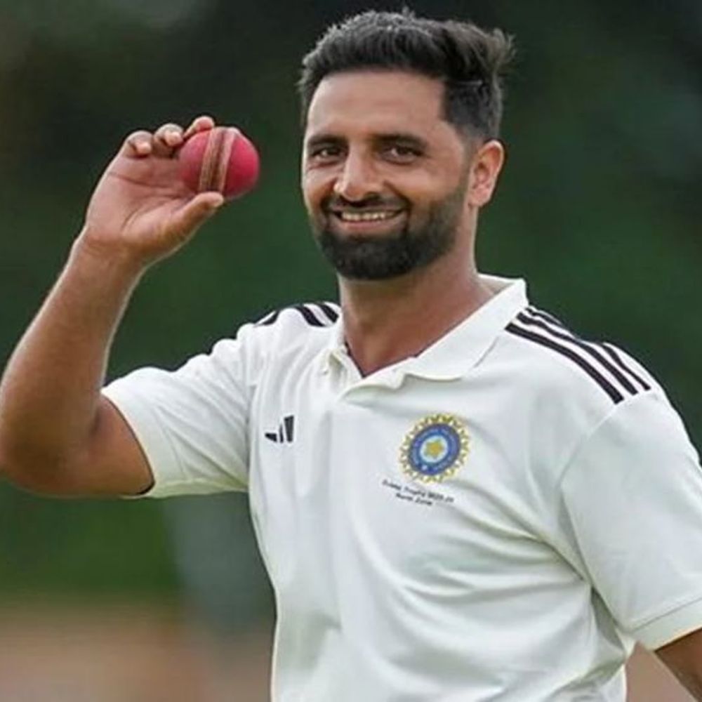 आकिब नबी बतौर नेट बॉलर भारतीय टेस्ट टीम से जुड़े:पिछले 2 रणजी सीजन में 104 विकेट झटके; 6 जून से अफगानिस्तान से मैच