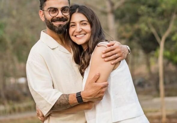 लंदन में फैमिली के साथ टाइम बिता रहीं अनुष्का शर्मा:पति विराट बेटे अकाय को कंधे पर उठाए नजर आए; रिलेक्स्ड अंदाज में दिखीं एक्ट्रेस