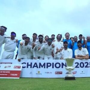 BCCI ने घरेलू-इंटरनेशनल मैचों की टाइटल स्पॉन्सरशिप टेंडर निकाला:IDFC फर्स्ट बैंक का कॉन्ट्रैक्ट अगस्त में खत्म, एसोसिएट पार्टनर के लिए भी बिड मांगी