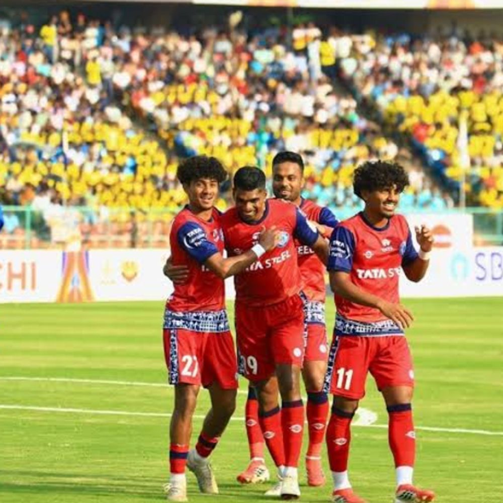 टाटा स्टील ने जमशेदपुर FC को सिर्फ ₹100 में बेचा:क्लब चर्चिल-ब्रदर्स खरीदेगा; 100% हिस्सेदारी ट्रांसफर करेगी कंपनी